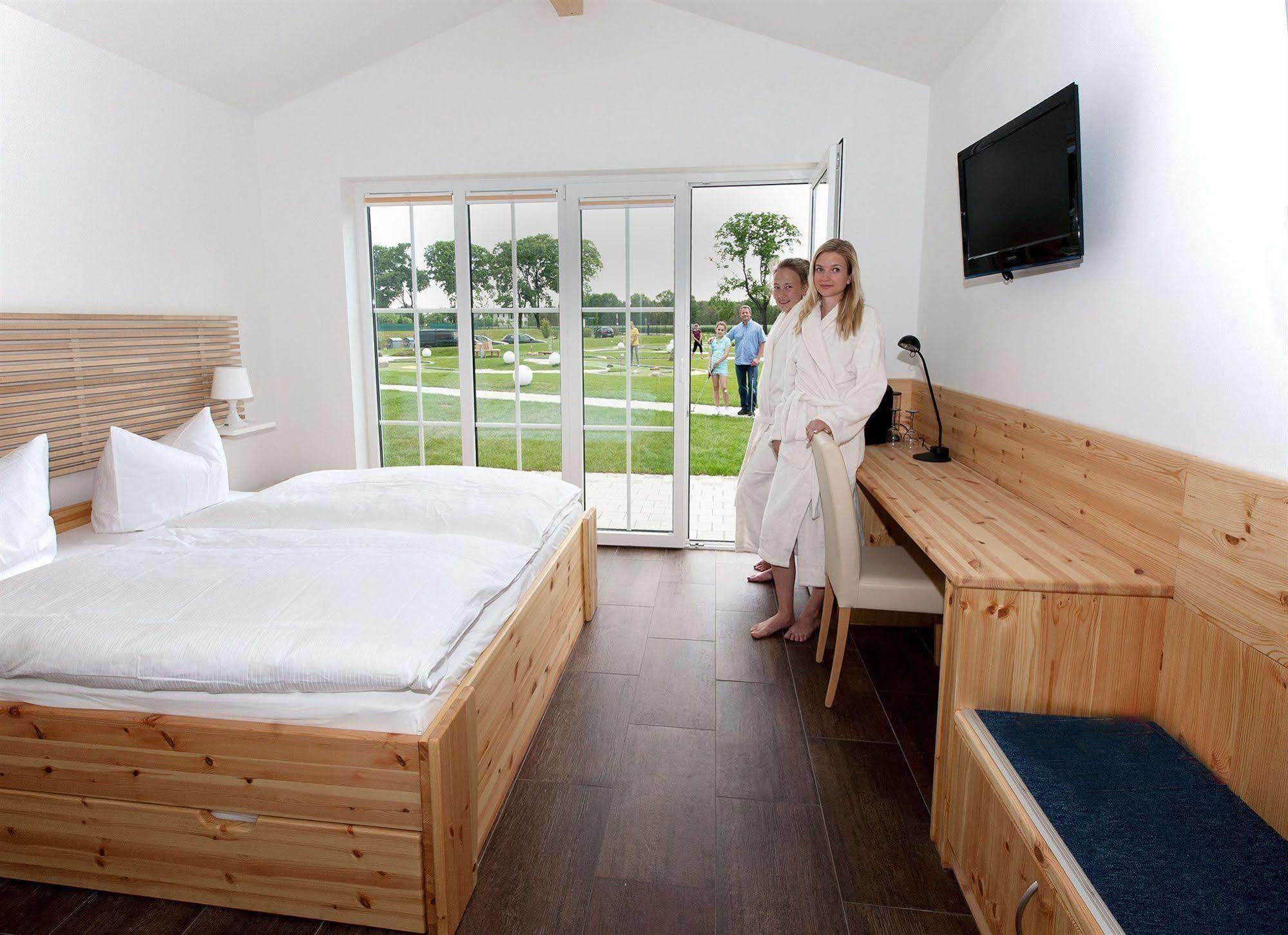 Havellandhalle Resort - Hotel, Sport Und Wellness Seeburg  Exterior foto